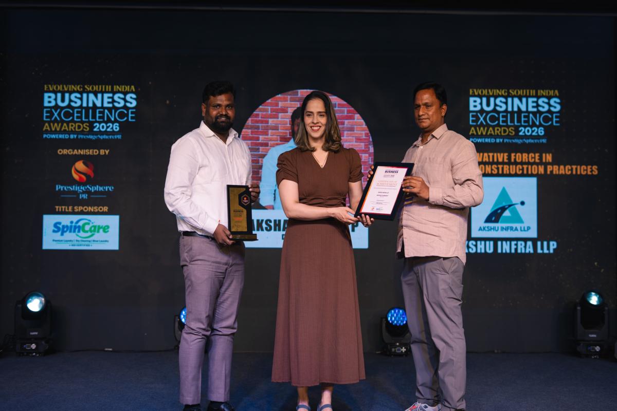 Saina Nehwal Honours Akshay Kumar P of AKSHU INFRA LLP for Innovation in Sustainable Construction at South India Awards 2026
